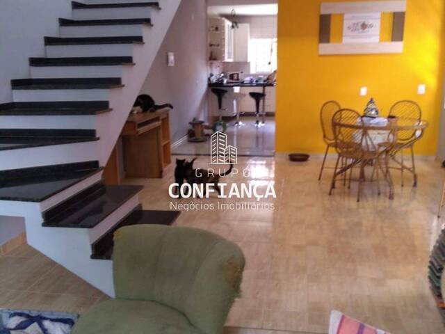 Casa para Venda em São José dos Campos - 2