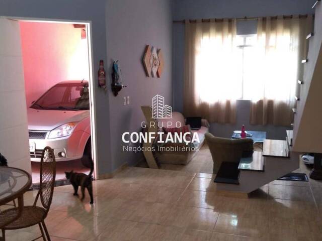 Casa para Venda em São José dos Campos - 4