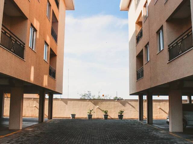 Apartamento para Venda em São José dos Campos - 2