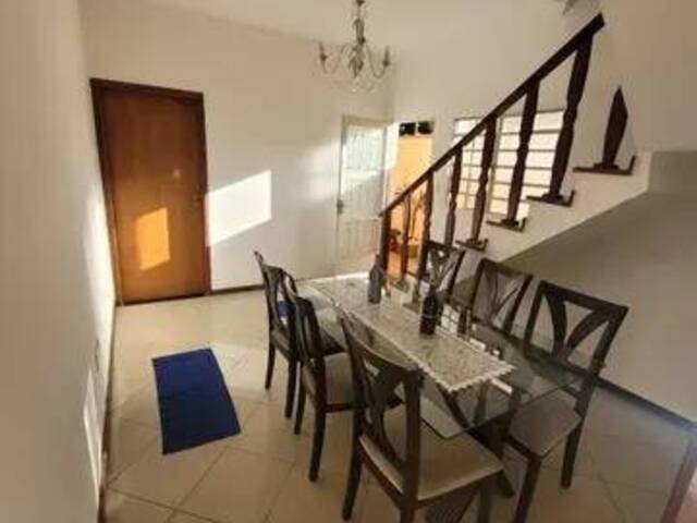 Casa para Venda em São José dos Campos - 2