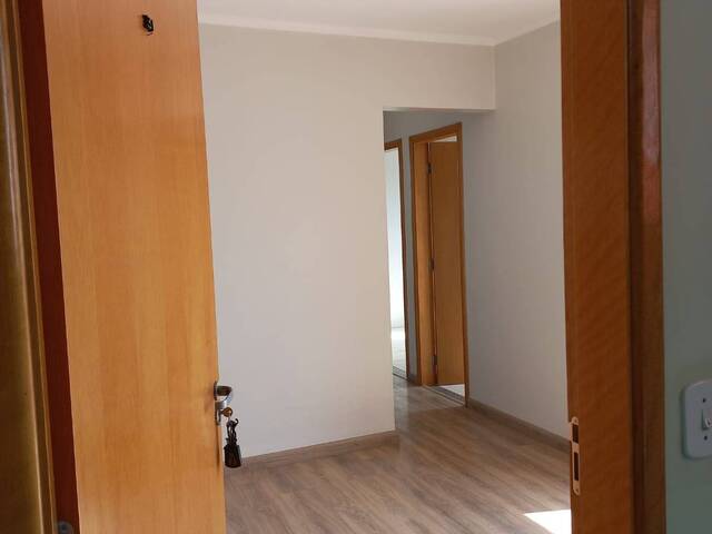 Apartamento para Venda em São José dos Campos - 2