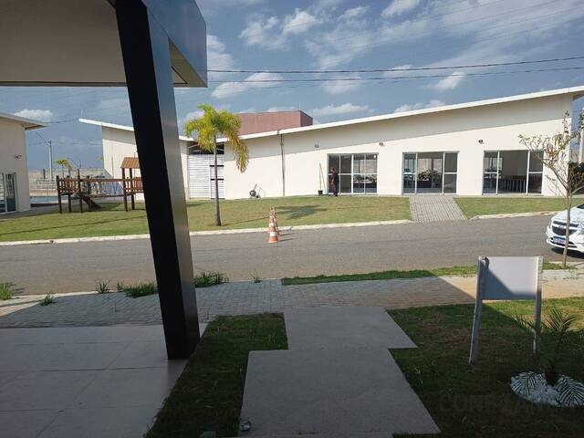 Casa para Venda em São José dos Campos - 4