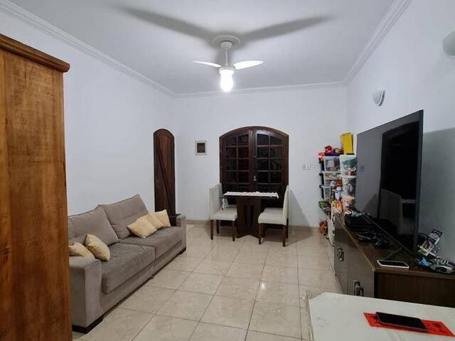 Casa para Venda em São José dos Campos - 5