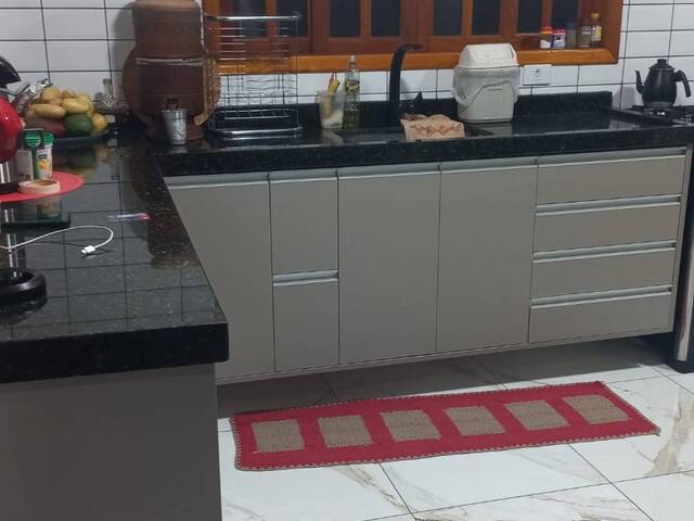 Casa para Venda em São José dos Campos - 2