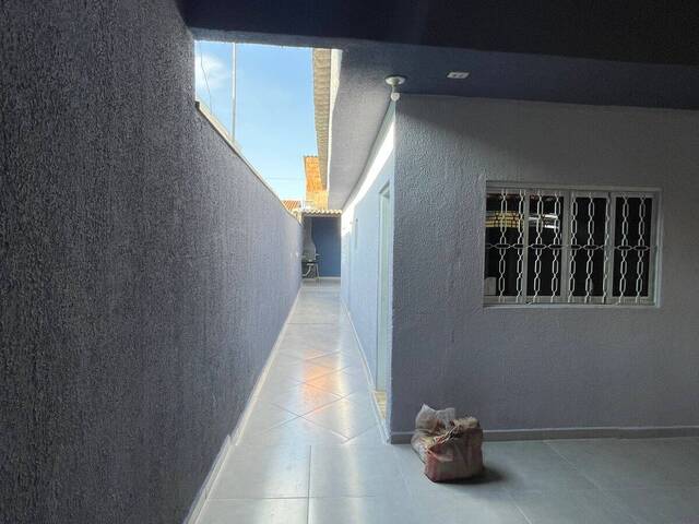 Casa para Venda em São José dos Campos - 5