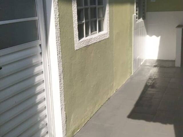 Casa para Venda em São José dos Campos - 4