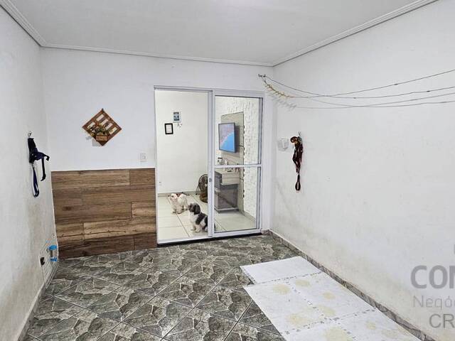 Casa para Venda em São José dos Campos - 4
