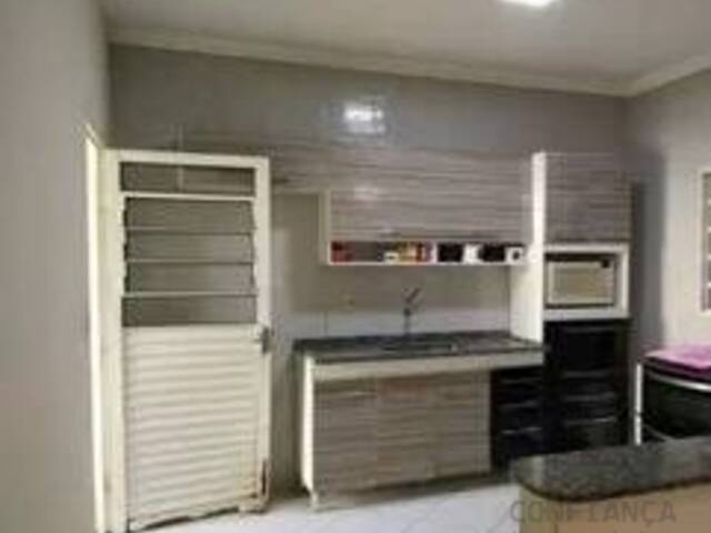 Casa para Venda em São José dos Campos - 5