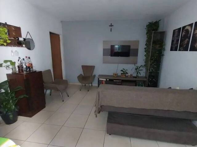 Casa para Venda em São José dos Campos - 4