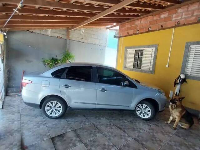 Casa para Venda em São José dos Campos - 3