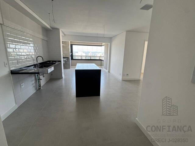Apartamento para Venda em São José dos Campos - 4