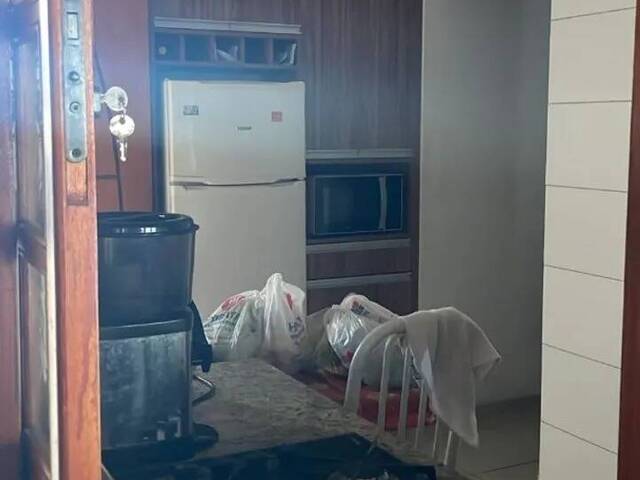 Casa para Venda em São José dos Campos - 4