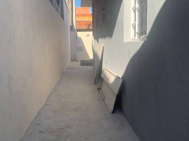 Casa para Venda em São José dos Campos - 4
