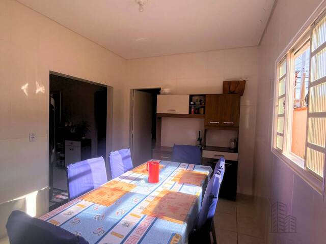 Casa para Venda em São José dos Campos - 5