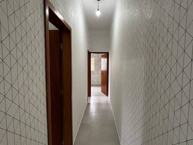Casa para Venda em São José dos Campos - 5