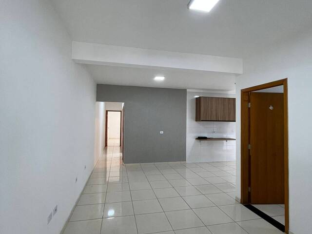 Casa para Venda em São José dos Campos - 3