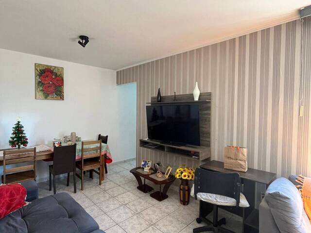 Apartamento para Venda em São José dos Campos - 2