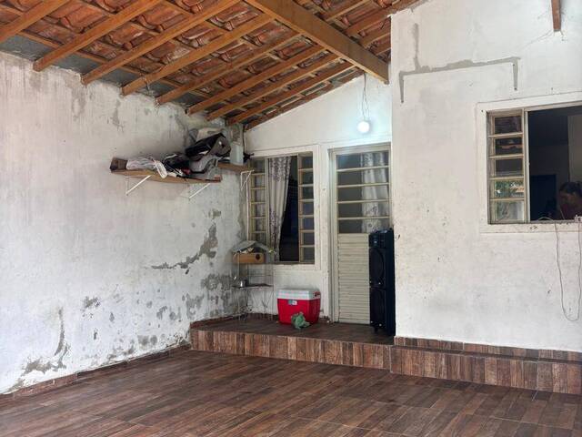 Casa para Venda em São José dos Campos - 3