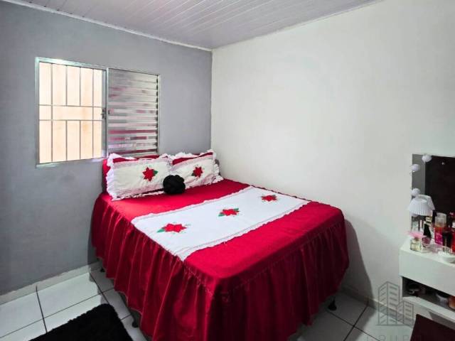 Casa para Venda em São José dos Campos - 4