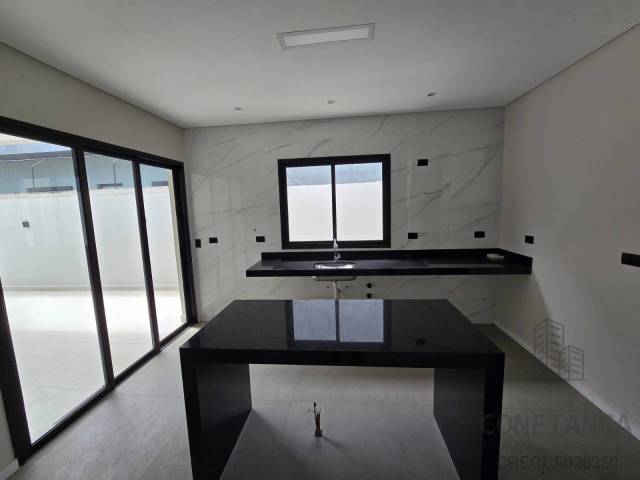 Casa para Venda em São José dos Campos - 4