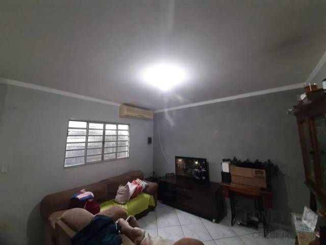 Casa para Venda em São José dos Campos - 5