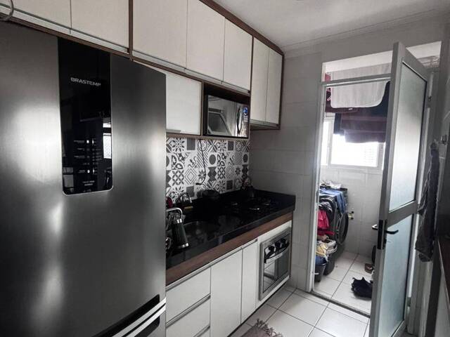 Apartamento para Venda em São José dos Campos - 2