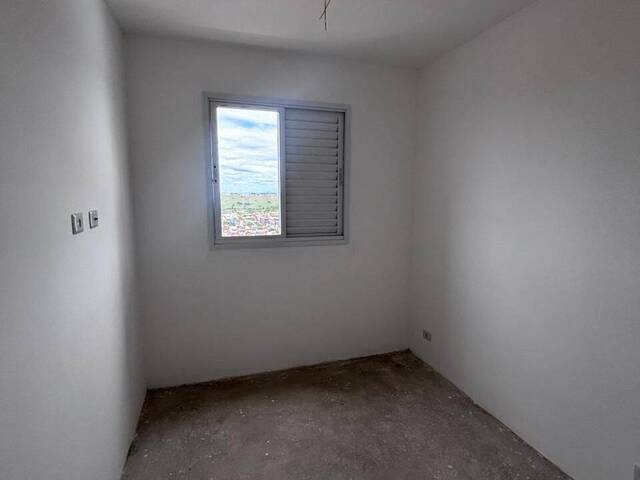 Apartamento para Venda em São José dos Campos - 3