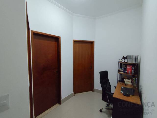 #1601 - Casa para Venda em São José dos Campos - SP