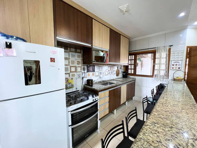 Casa para Venda em São José dos Campos - 4